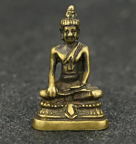 Chinese Brass Carving Sakyamuni Mini-Pocket Buddha Statues, Small Ornaments, Old Articles
Chinese Brass Carving Sakyamuni Mini-Pocket Buddha Statues, Small Ornaments, Old Articles