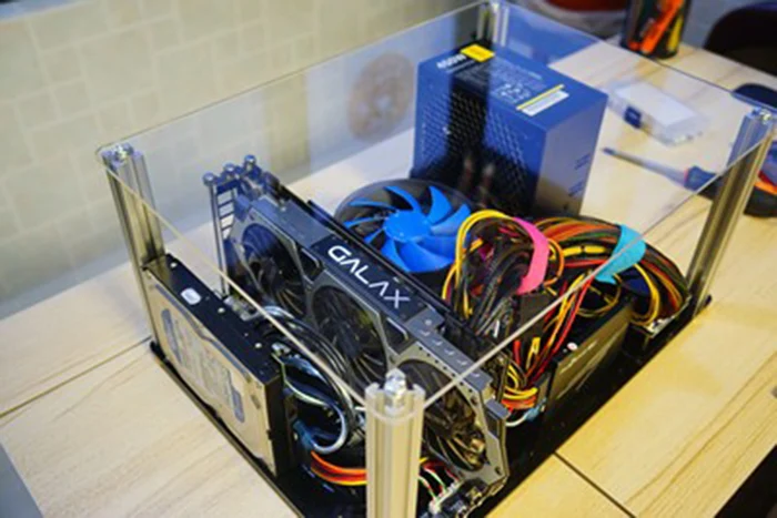 DIY Personalized Transparent Acrylic Desktop PC Case Rack Game host box ATX Motherboard Hands-on assembly gamer computer Parts
DIY Personalized Transparent Acrylic Desktop PC Case Rack Game host box ATX Motherboard Hands-on assembly gamer computer Parts