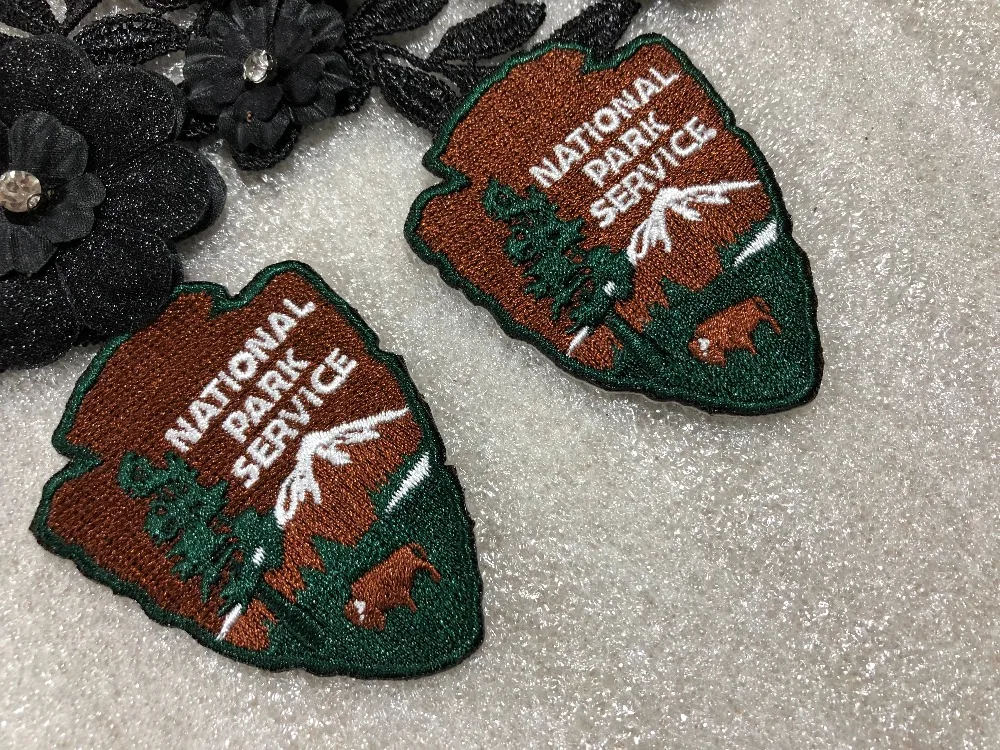 Free Shipping Custom Embroidery your Logo Patch Custom Embroidered Patches Iron on Clothing Patch with Appliqued Fabric
Free Shipping Custom Embroidery your Logo Patch Custom Embroidered Patches Iron on Clothing Patch with Appliqued Fabric