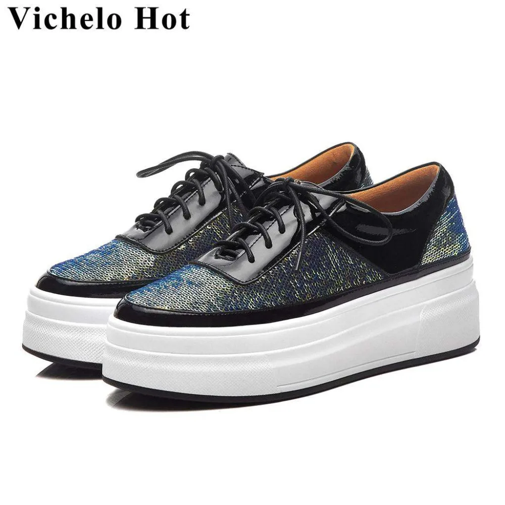 Vichelo Hot concise design lace up sneakers flat platform round toe high street fashion streetwear daily vulcanized shoes L83 
Vichelo Hot concise design lace up sneakers flat platform round toe high street fashion streetwear daily vulcanized shoes L83