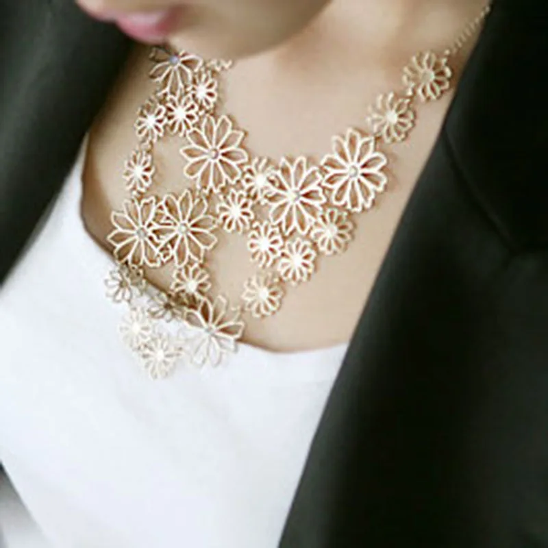 Spring summer Multilaye Camellia Choker gold statement necklace flower Romantic women accessories Collares
Spring summer Multilaye Camellia Choker gold statement necklace flower Romantic women accessories Collares