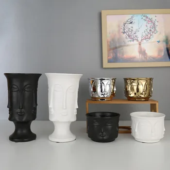 Nordic Faceted face Ceramic flower pot Matte matte Gold Silver Creative flower pot decoration
Nordic Faceted face Ceramic flower pot Matte matte Gold Silver Creative flower pot decoration