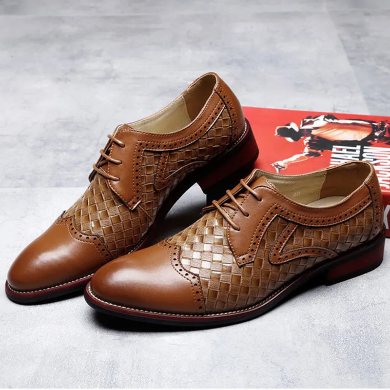 Autumn New Business Men Casual Shoes Handmade Breathable Comfortable Jeans Brand Men Shoes Leather Flat Men Oxfords Formal Shoes
Autumn New Business Men Casual Shoes Handmade Breathable Comfortable Jeans Brand Men Shoes Leather Flat Men Oxfords Formal Shoes