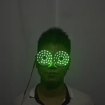 LED luminous glasses, cool, new creative performance props, nightclubs, bars, 100 DJs, electric music, night light.
LED luminous glasses, cool, new creative performance props, nightclubs, bars, 100 DJs, electric music, night light.