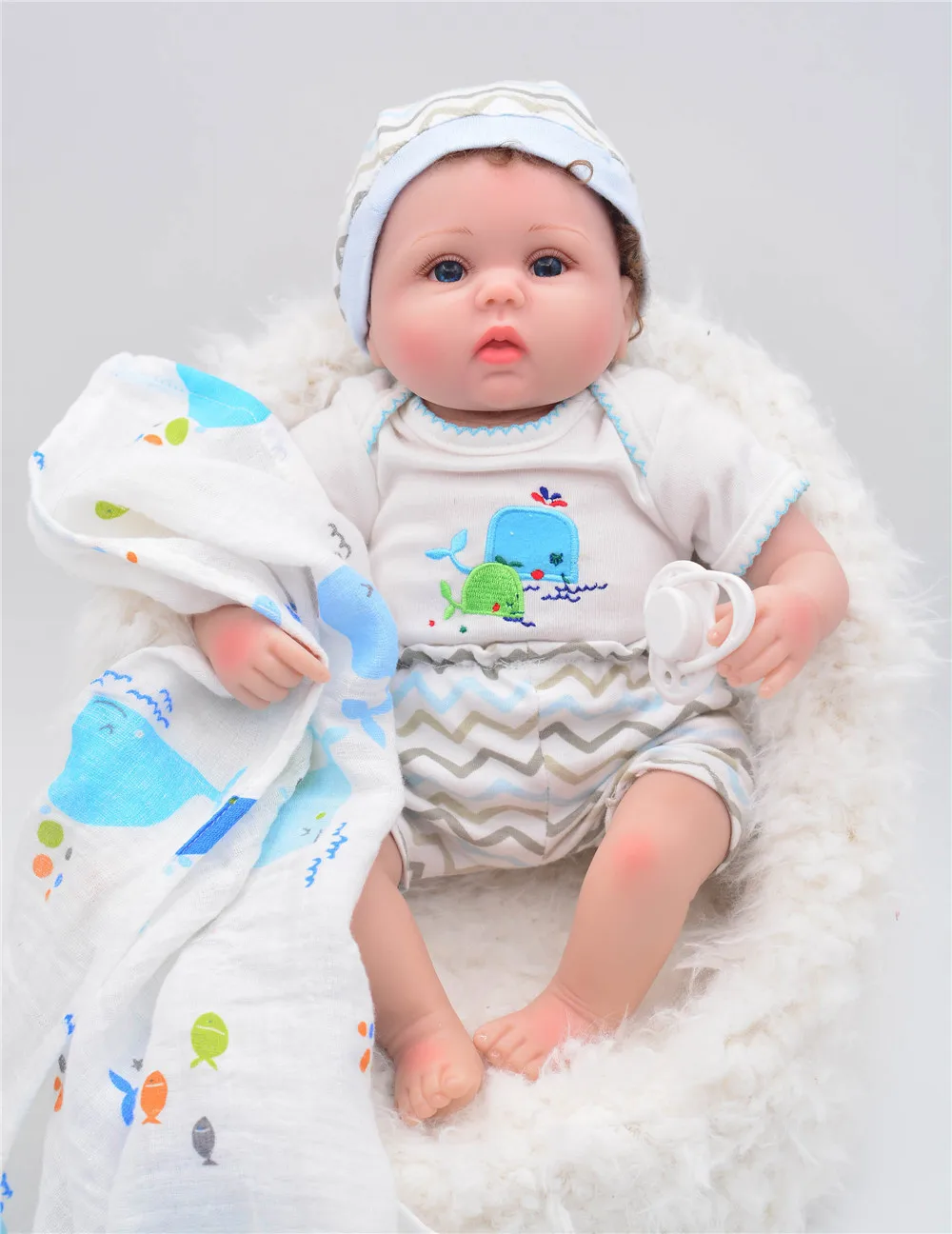 Child gift reborn dolls toys 18"40cm bebes reborn realista silicone reborn baby dolls soft BJD real baby girl doll
Child gift reborn dolls toys 18"40cm bebes reborn realista silicone reborn baby dolls soft BJD real baby girl doll