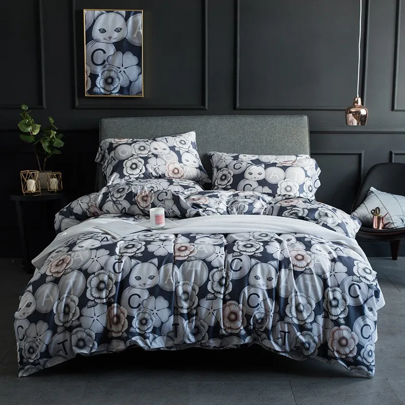 TUTUBIRD Cute Cat Egyptain cotton duvet covers Kitty Kitten cartoon kids bedding set high quality bedclothes queen king size
TUTUBIRD Cute Cat Egyptain cotton duvet covers Kitty Kitten cartoon kids bedding set high quality bedclothes queen king size