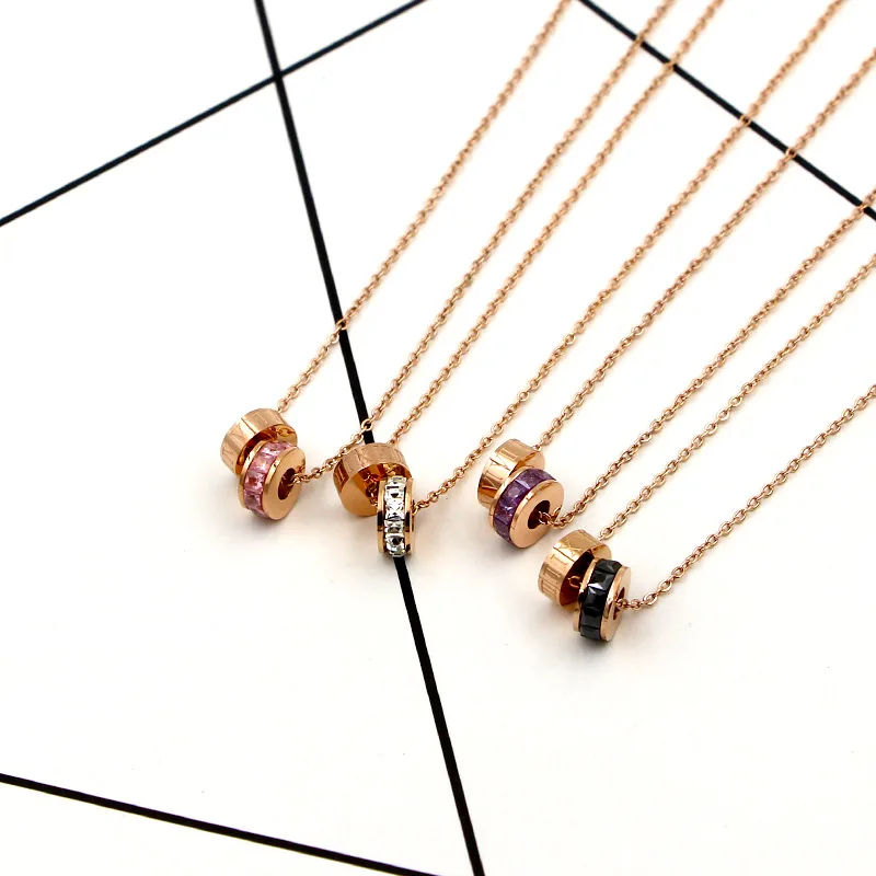 Fashion Stainless Steel Love Round Crystal Roman numerals Circle Pendant Necklace Rose Gold Color Women Party Gift
Fashion Stainless Steel Love Round Crystal Roman numerals Circle Pendant Necklace Rose Gold Color Women Party Gift
