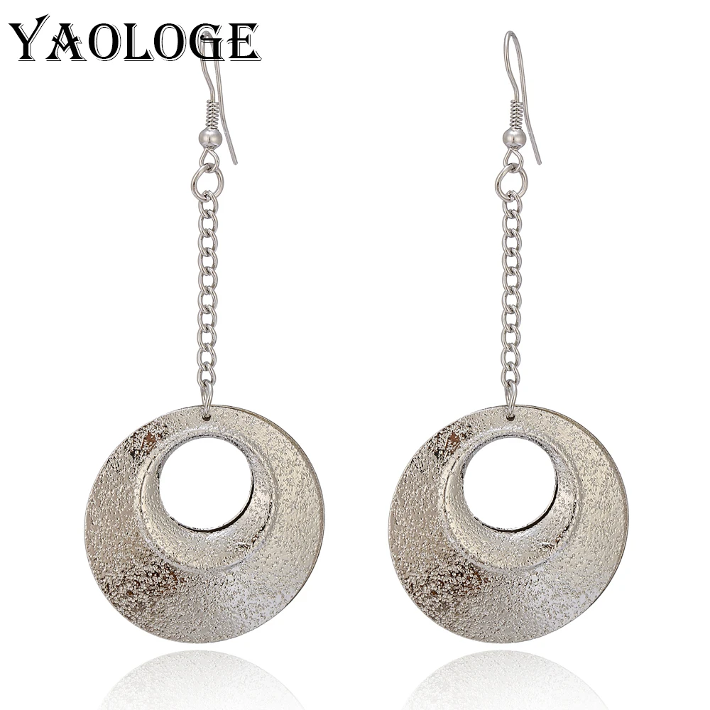 YAOLOGE Hot Sale Simple Round Hollow Metal Long Earrings Unique Chain Connection Charm Party Jewelry For Women Gift New Products
YAOLOGE Hot Sale Simple Round Hollow Metal Long Earrings Unique Chain Connection Charm Party Jewelry For Women Gift New Products
