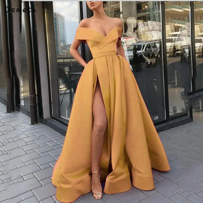 Off Shoulder Satin Evening Dresses Sweethewart Side Split Evening Gowns Sleeveless Formal Dress
Off Shoulder Satin Evening Dresses Sweethewart Side Split Evening Gowns Sleeveless Formal Dress