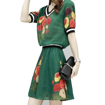 2018 summer fashion self-cultivation tracksuit for women new sexy women's suit printing shirt + short skirt women two piece set
2018 summer fashion self-cultivation tracksuit for women new sexy women's suit printing shirt + short skirt women two piece set