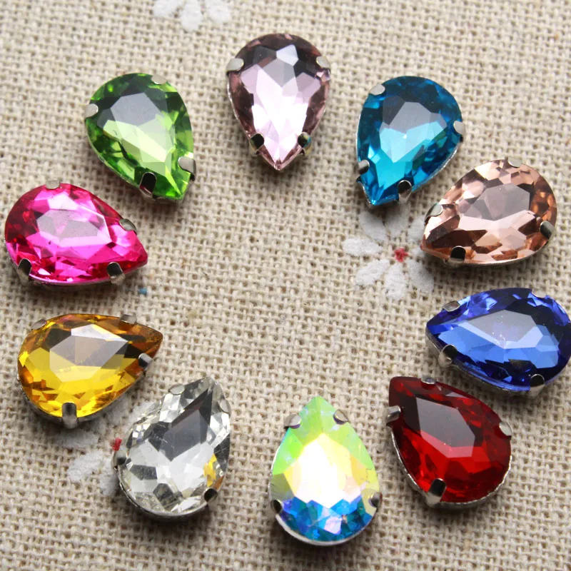 all size waterdrop shape sew on rhinestone with silver base claw Mix color Rhinestone applique with hole DIY Clothing dress
all size waterdrop shape sew on rhinestone with silver base claw Mix color Rhinestone applique with hole DIY Clothing dress