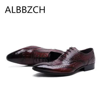 New mens dress shoes genuine leather oxfords fashion wedding shoes men pointed toe lace brand design office work career shoes
New mens dress shoes genuine leather oxfords fashion wedding shoes men pointed toe lace brand design office work career shoes