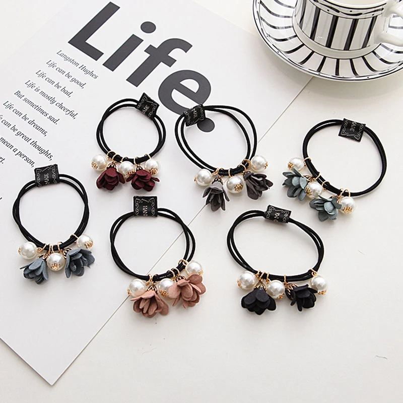 Korean Fashion Pearls Hair Bands for Women Floral Hair Band Rope Hair Ties Gum Holder Headband pearl Hair Accessories for Girls
Korean Fashion Pearls Hair Bands for Women Floral Hair Band Rope Hair Ties Gum Holder Headband pearl Hair Accessories for Girls