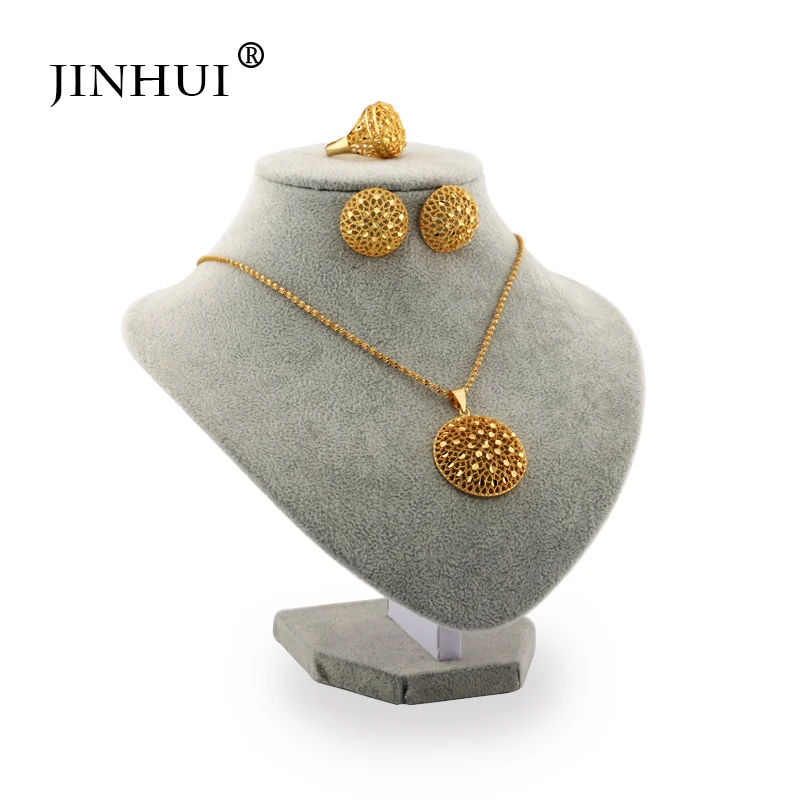 Jin Hui African Fashion gold color jewelry sets women best gifts Party wedding Necklace and Earrings ring sets 45cm Pendant Gift
Jin Hui African Fashion gold color jewelry sets women best gifts Party wedding Necklace and Earrings ring sets 45cm Pendant Gift