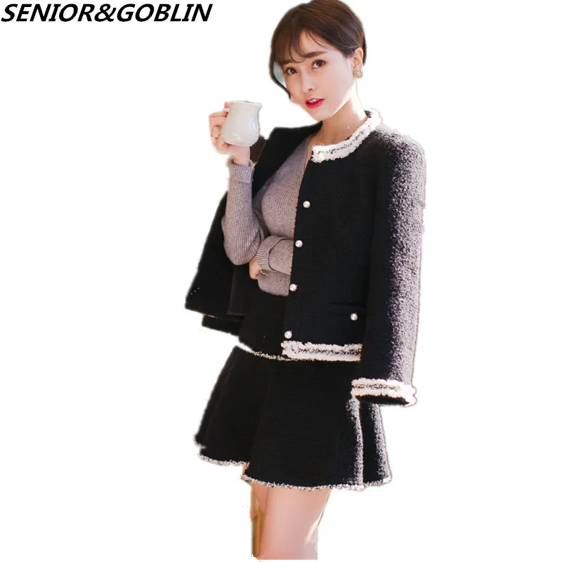 2019 Winter Autumn Paris Women Black 2 Piece Set Single Breasted Pearls Wool Tweed Jacket Coat+Short Skirt Tassels Edge Suits
2019 Winter Autumn Paris Women Black 2 Piece Set Single Breasted Pearls Wool Tweed Jacket Coat+Short Skirt Tassels Edge Suits