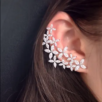 Luxury Elegant Women Clear AAA Cubic Zirconia Flower Stud Earrings White Asymmetry Silver Color Needles Pin Earrings
Luxury Elegant Women Clear AAA Cubic Zirconia Flower Stud Earrings White Asymmetry Silver Color Needles Pin Earrings