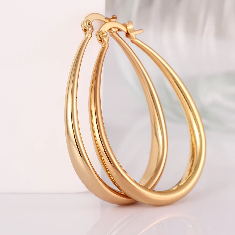 New Fashion Jewelry 24k Gold Hoop Earrings for Women pendientes aros brincos Free shipping boucle d'oreille Women Ear Loop Oval
New Fashion Jewelry 24k Gold Hoop Earrings for Women pendientes aros brincos Free shipping boucle d'oreille Women Ear Loop Oval