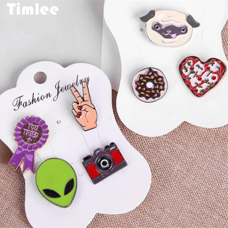 Timlee X093 Free shipping New Cartoon Personality Drops Of Oil Heart Dog Hand Alloy Brooch Pins Set Fashion Jewelry Wholesale
Timlee X093 Free shipping New Cartoon Personality Drops Of Oil Heart Dog Hand Alloy Brooch Pins Set Fashion Jewelry Wholesale