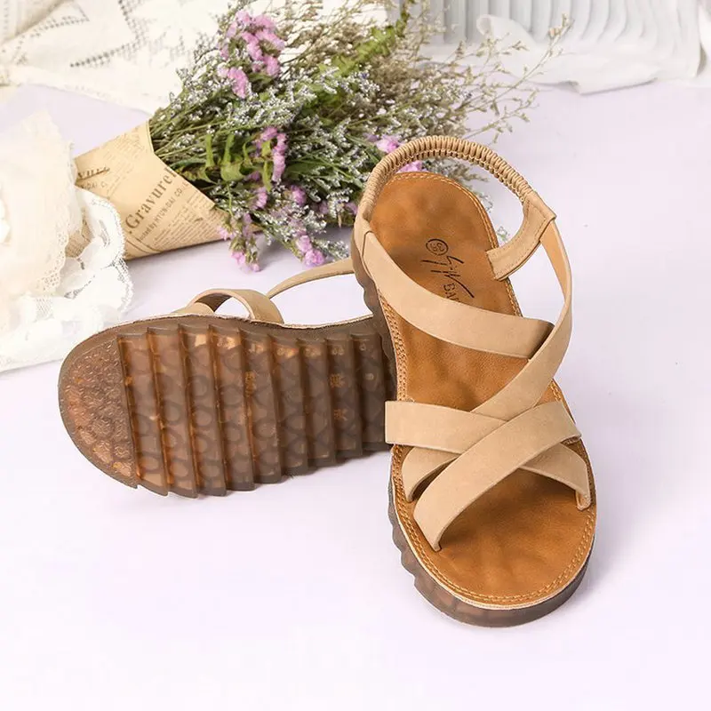 2019 Summer Beach Sandals Fashion Women Shoes Casual Wild Ladies Sandals Suede leather Women Sandalia Gladiator Feminina Sandals
2019 Summer Beach Sandals Fashion Women Shoes Casual Wild Ladies Sandals Suede leather Women Sandalia Gladiator Feminina Sandals