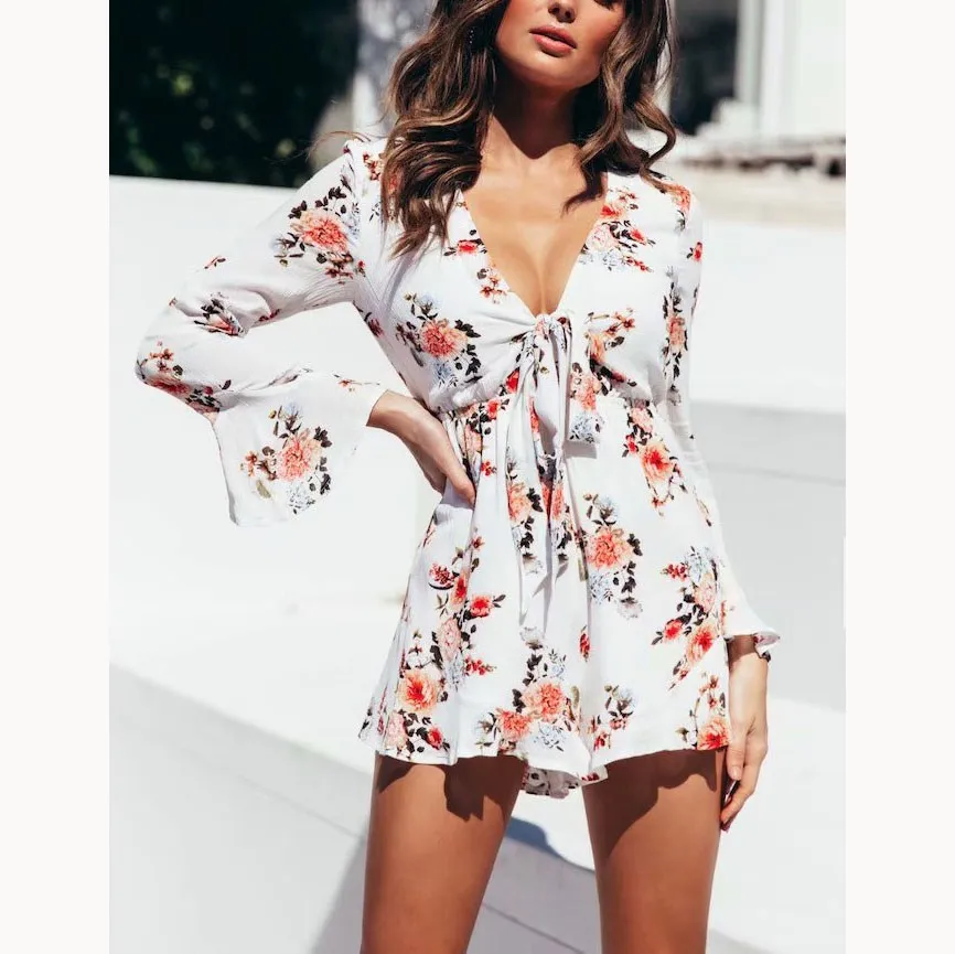 Women Floral Print Sexy Rompers Elegant Long Sleeve Ruffled Bow Short Jumpsuit Summer Beach Boho Overalls
Women Floral Print Sexy Rompers Elegant Long Sleeve Ruffled Bow Short Jumpsuit Summer Beach Boho Overalls