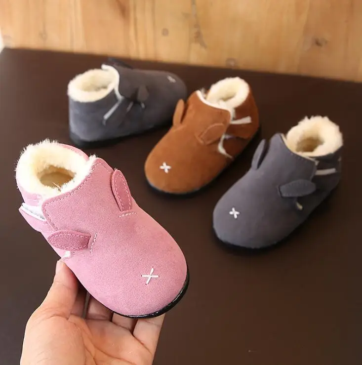 Winter New 1 to 3 Years Old Girl Baby Shoes Small Warm Plush Children Snow Boots Little Kids Cartoon Fur Boots Size 21-25
Winter New 1 to 3 Years Old Girl Baby Shoes Small Warm Plush Children Snow Boots Little Kids Cartoon Fur Boots Size 21-25