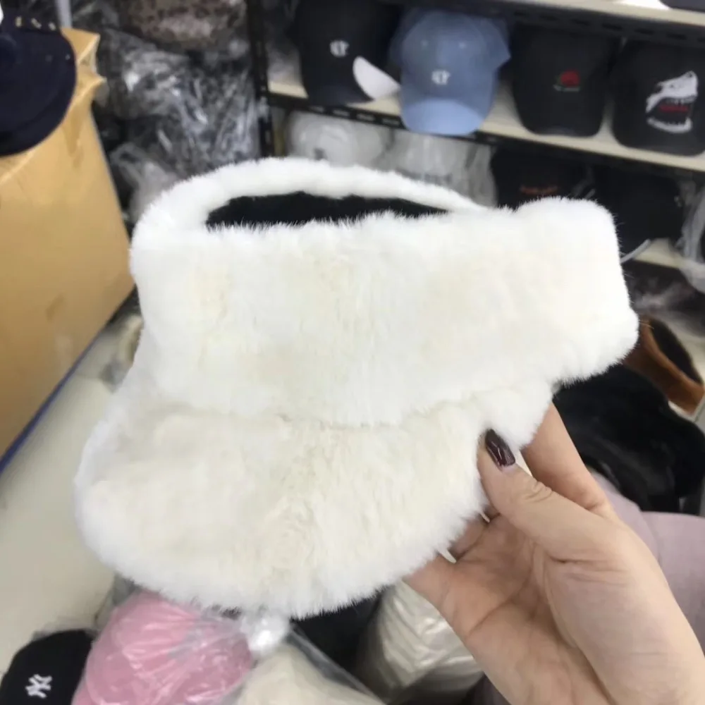01810-pei03103 winter warm faux fur Leopard grain without visors lady leisure cap men women visors hat
01810-pei03103 winter warm faux fur Leopard grain without visors lady leisure cap men women visors hat