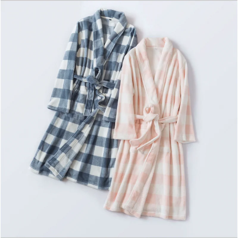 2019 Spring High Quality Pajamas lovers Casual Plaid Robe Women Fleece Robe Couples Long Sleeve Robe Female Bathrobe with Belt
2019 Spring High Quality Pajamas lovers Casual Plaid Robe Women Fleece Robe Couples Long Sleeve Robe Female Bathrobe with Belt