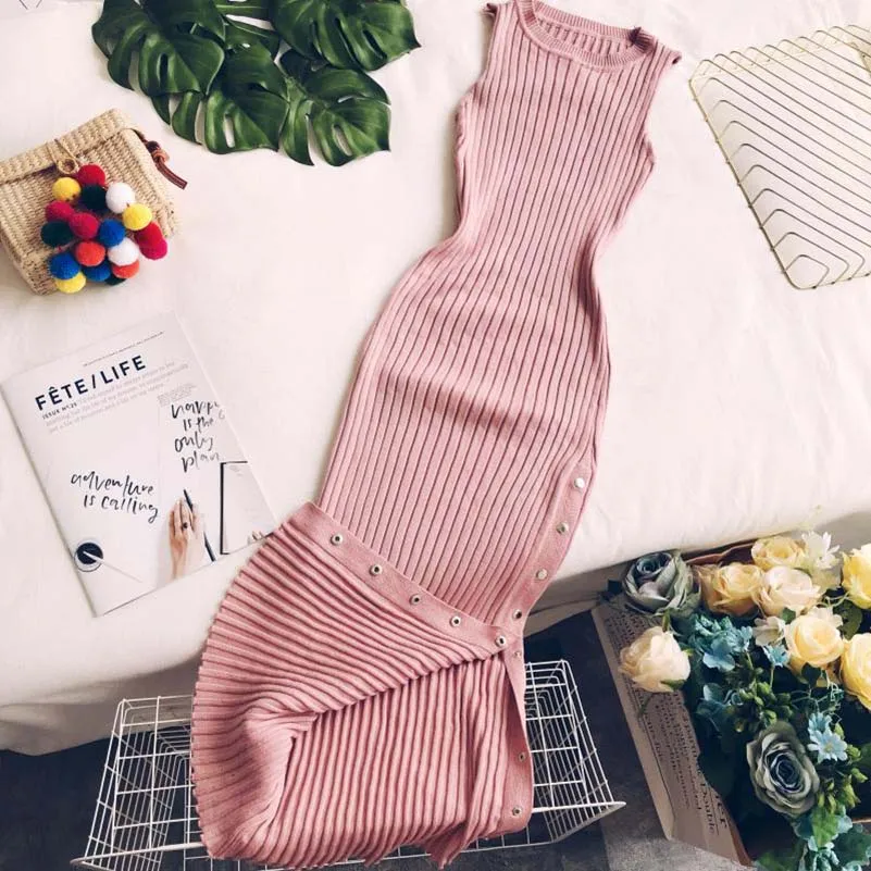 2019 Women Sexy Split Dresses Side Buttons Long Knitted Dress Spring Ladies Sleeveless Bodycon Tank Dress Vestidos sports dress
2019 Women Sexy Split Dresses Side Buttons Long Knitted Dress Spring Ladies Sleeveless Bodycon Tank Dress Vestidos sports dress