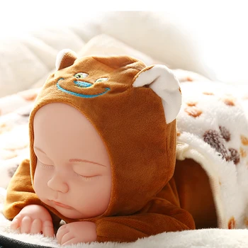 Simulative reborn doll soft glue sleeping baby placates cuddly baby toy with music girl and child plush doll gift
Simulative reborn doll soft glue sleeping baby placates cuddly baby toy with music girl and child plush doll gift