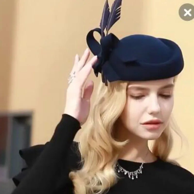 Lady Fedoras Wool Hat Girls New Designer Original English Wool Cap Elegant Feather Hat Whole British Style American Hat A-151
Lady Fedoras Wool Hat Girls New Designer Original English Wool Cap Elegant Feather Hat Whole British Style American Hat A-151