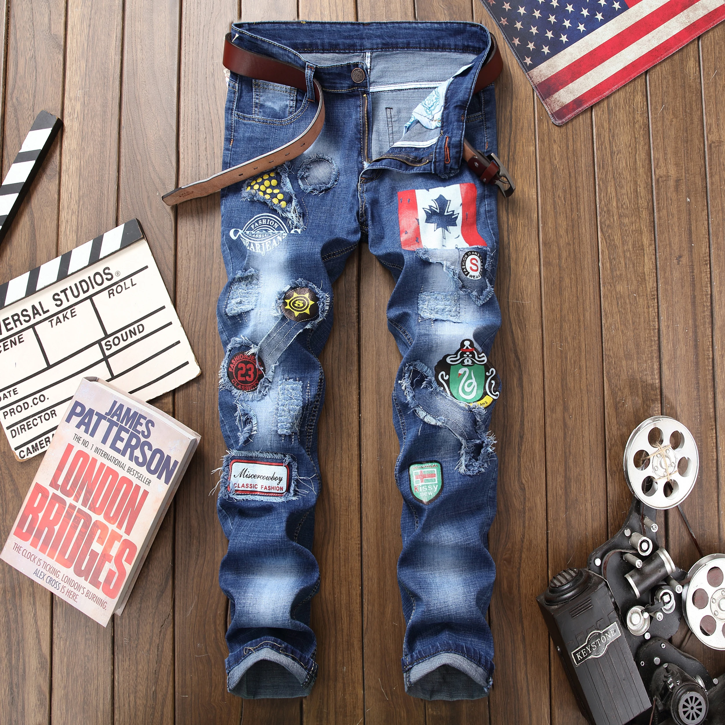 2019 new Men Ripped Distressed Slim Fit biker distressed Patches Male streetwear hip hop Hole Denim Pants Biker denim trousers
2019 new Men Ripped Distressed Slim Fit biker distressed Patches Male streetwear hip hop Hole Denim Pants Biker denim trousers