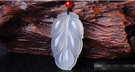 Natural authentic ice kind of chalcedony jadeite leaves pendant necklace &gtSelling jewerly free shipping | Украшения и