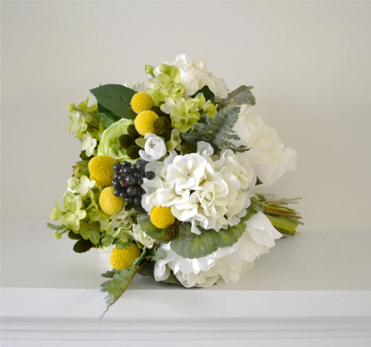 Artificial flower silk flower wedding flower bride holding flowers yellow