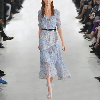 Summer Beading Runway Dress Women 2019 High Street V-neck Short Sleeve Blue Floral Printed Chiffon Long Dress Vestidos
Summer Beading Runway Dress Women 2019 High Street V-neck Short Sleeve Blue Floral Printed Chiffon Long Dress Vestidos