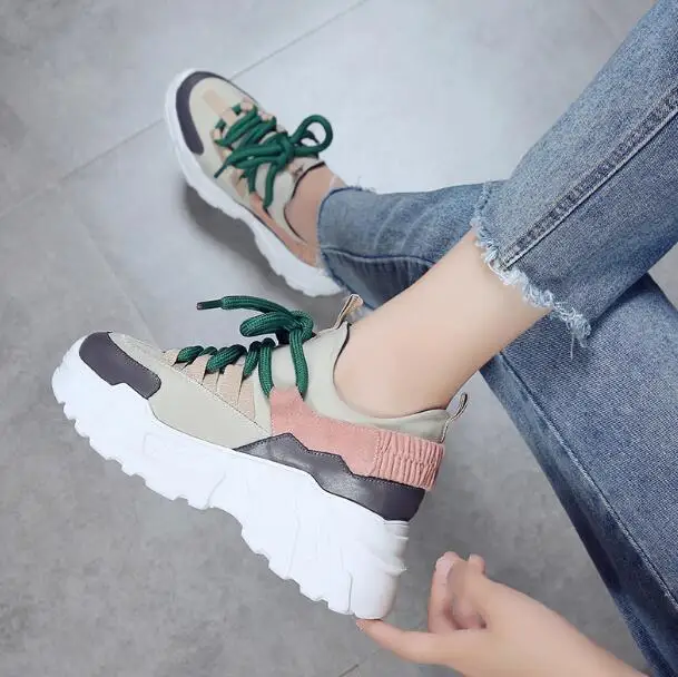 2019 Spring Korean White Platform Sneakers Women Casual Shoes Breathable Mesh Designer Thick Sole Ladies Sneakers Tenis Feminin
2019 Spring Korean White Platform Sneakers Women Casual Shoes Breathable Mesh Designer Thick Sole Ladies Sneakers Tenis Feminin