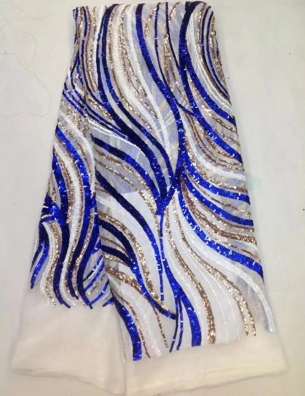 new fashion African net lace with sequins,top quality embroidered French lace fabric for party dress!
new fashion African net lace with sequins,top quality embroidered French lace fabric for party dress!