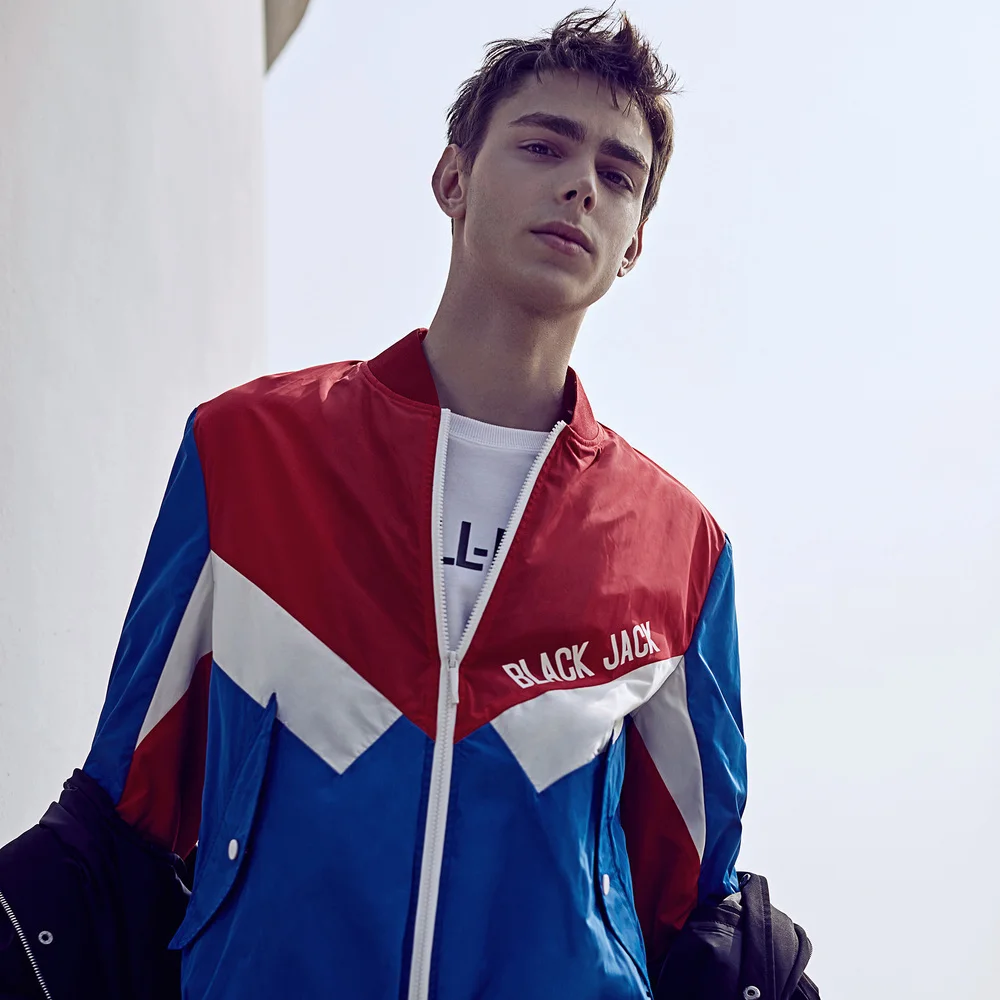Mark Fairwhale 2019 new arrival spring sports multi color letter print spliced zipper down jacket coat men 718112027022
Mark Fairwhale 2019 new arrival spring sports multi color letter print spliced zipper down jacket coat men 718112027022