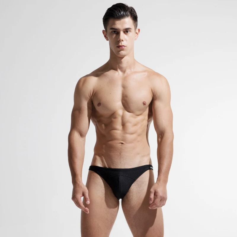 Summer Men Swimwear Brazilian Cut Classic Cut Swimsuits Sexy Mens Man Briefs Bikini Gay Man new Boxer 4 colors Trunks Shorts
Summer Men Swimwear Brazilian Cut Classic Cut Swimsuits Sexy Mens Man Briefs Bikini Gay Man new Boxer 4 colors Trunks Shorts