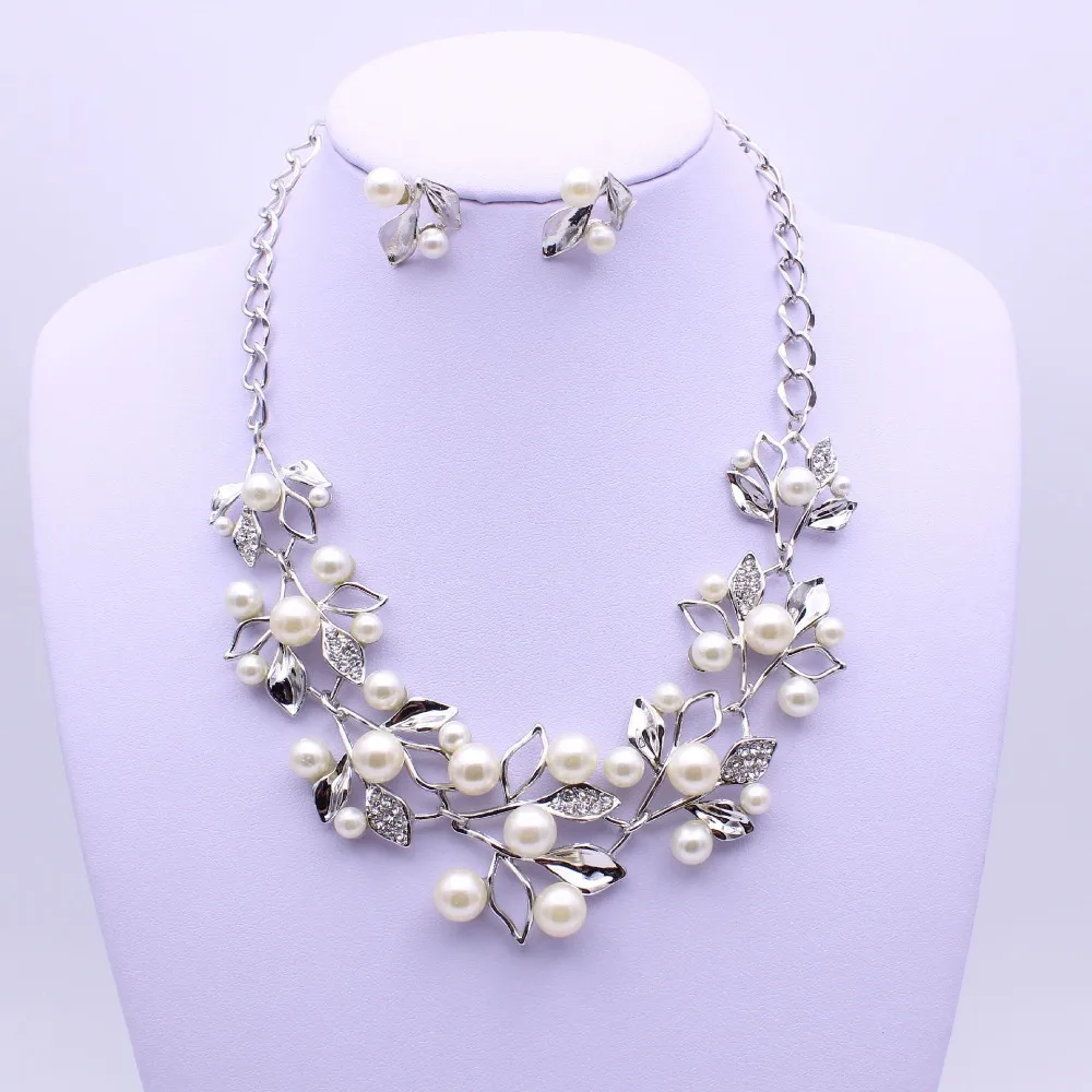 Fashion Pearl Leaves Jewelry Sets For Woman Necklace Pendant Earrings Statement Bridal Wedding Party Gift
Fashion Pearl Leaves Jewelry Sets For Woman Necklace Pendant Earrings Statement Bridal Wedding Party Gift