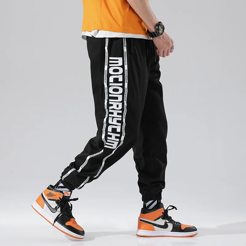 Fashion Streetwear Joggers Pants Men Loose Fit Freedom Dance Trousers Side Stripe Embroidery Slack Bottom Hip Hop Sweatpants Men
Fashion Streetwear Joggers Pants Men Loose Fit Freedom Dance Trousers Side Stripe Embroidery Slack Bottom Hip Hop Sweatpants Men