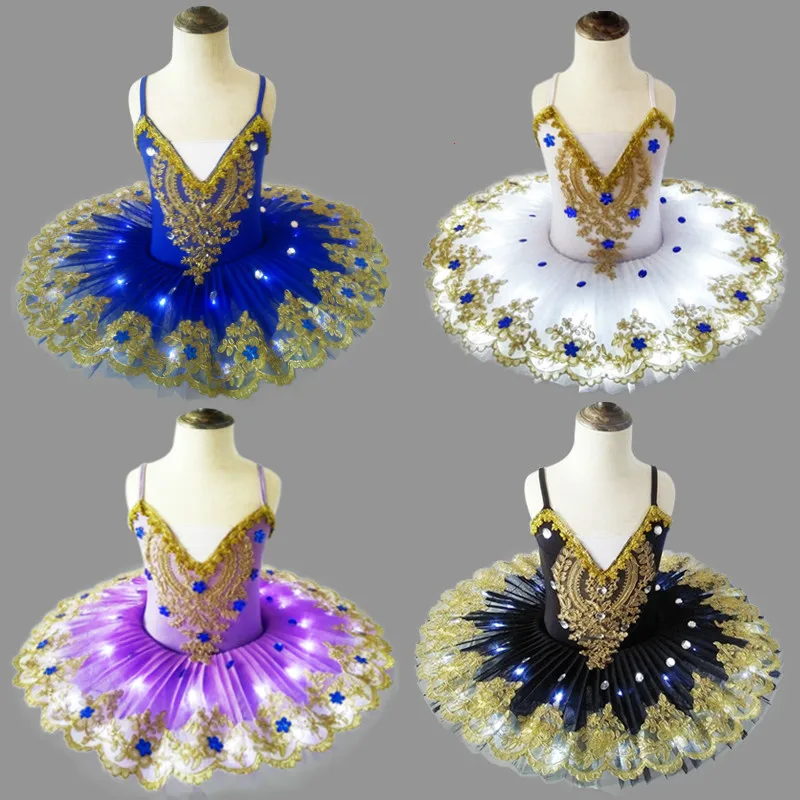 Luminous Kids Ballet Dance Dress for Stage LED Light Professional Swan Lake Performance Tutu Girl Jumpsuit Pancake Dancewear 90
Luminous Kids Ballet Dance Dress for Stage LED Light Professional Swan Lake Performance Tutu Girl Jumpsuit Pancake Dancewear 90