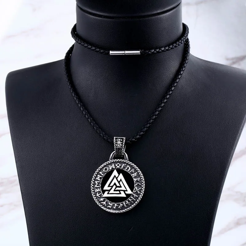 Steel soldier Viking rune stainless steel men pendant necklace Nordic popular nature titanium steel jewelry
Steel soldier Viking rune stainless steel men pendant necklace Nordic popular nature titanium steel jewelry