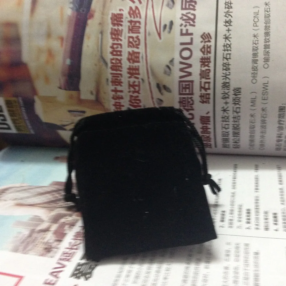 SPECIAL SALE(10pcs/lot)7*9cm black velvet jewelry bag for gift accessories cosmetic ring headset bags\pouch free shipping 2
SPECIAL SALE(10pcs/lot)7*9cm black velvet jewelry bag for gift accessories cosmetic ring headset bags\pouch free shipping 2