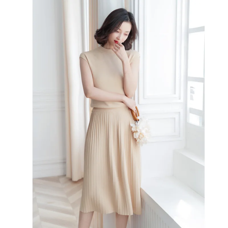 2019 Spring Temperament Foreign Gas Knit Suit Is Very Fairy Early Spring Playful French Small Casual Two-piece Suit Summer Suit
2019 Spring Temperament Foreign Gas Knit Suit Is Very Fairy Early Spring Playful French Small Casual Two-piece Suit Summer Suit