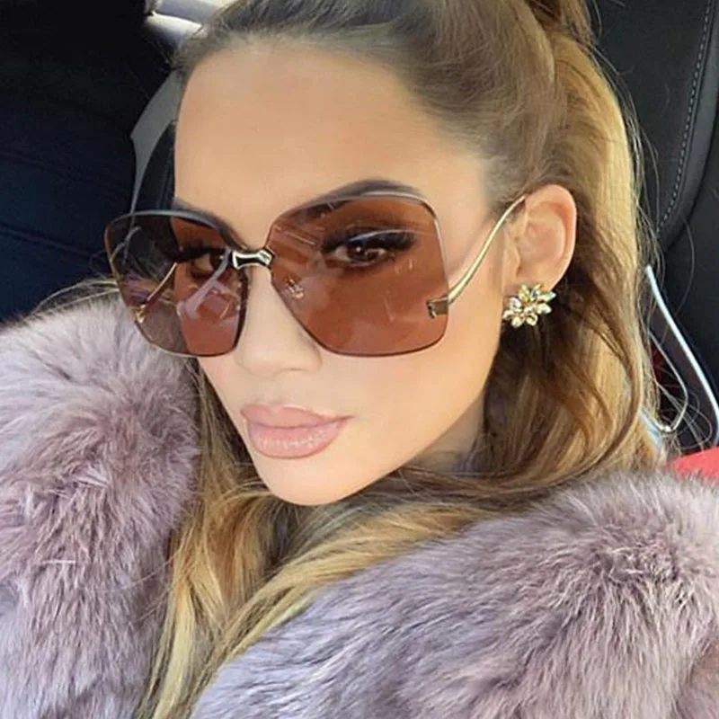 sunglasses woman Oversized Rimless brown feminine glasses Brand Gradient Lens Fashion Sunglasses Women fashionable oculos 2019
sunglasses woman Oversized Rimless brown feminine glasses Brand Gradient Lens Fashion Sunglasses Women fashionable oculos 2019