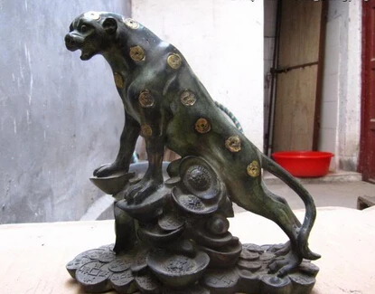 RHS0230 Chinese Folk old Bronze Copper Carved coin Money animal Leopard panther Statue
RHS0230 Chinese Folk old Bronze Copper Carved coin Money animal Leopard panther Statue
