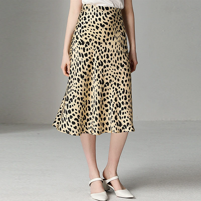 Skirts Women 100% Silk Leopard Printed Simple Design Elastic Waist Skirts High Quality Fabric Sexy Style 2019 New Fashion
Skirts Women 100% Silk Leopard Printed Simple Design Elastic Waist Skirts High Quality Fabric Sexy Style 2019 New Fashion