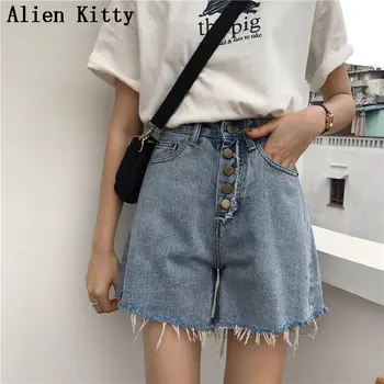 Alien Kitty Stylish Summer Empire Buttons Loose Fresh Hot High Waist Casual New Female All-Match Denim Blue Short Plus Size
Alien Kitty Stylish Summer Empire Buttons Loose Fresh Hot High Waist Casual New Female All-Match Denim Blue Short Plus Size