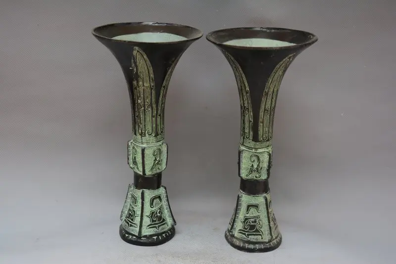TNUKK Rare Old Chinese Han dynasty bronze vase,A pair,best collection&adornment,free shipping.
TNUKK Rare Old Chinese Han dynasty bronze vase,A pair,best collection&adornment,free shipping.