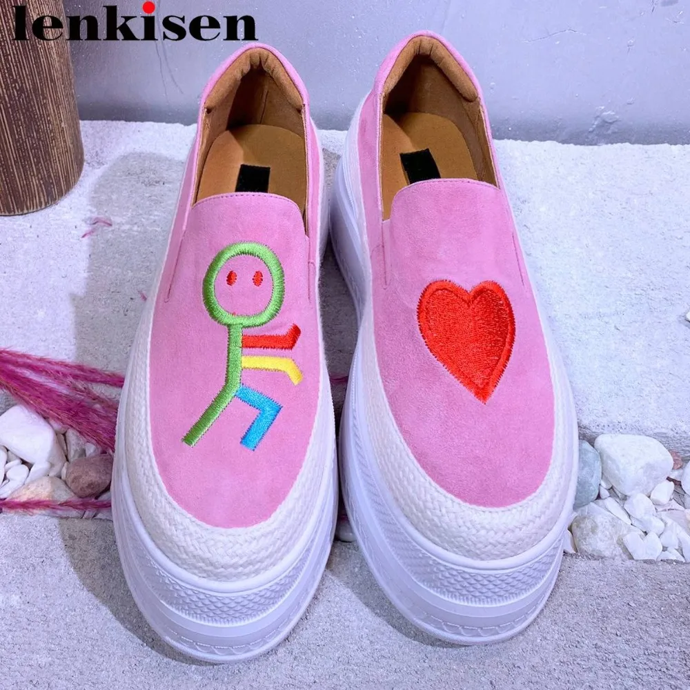 Lenkisen cartoon embroidery round toe loafers slip on natural leather thick bottom waterproof concise style vulcanized shoes L18
Lenkisen cartoon embroidery round toe loafers slip on natural leather thick bottom waterproof concise style vulcanized shoes L18